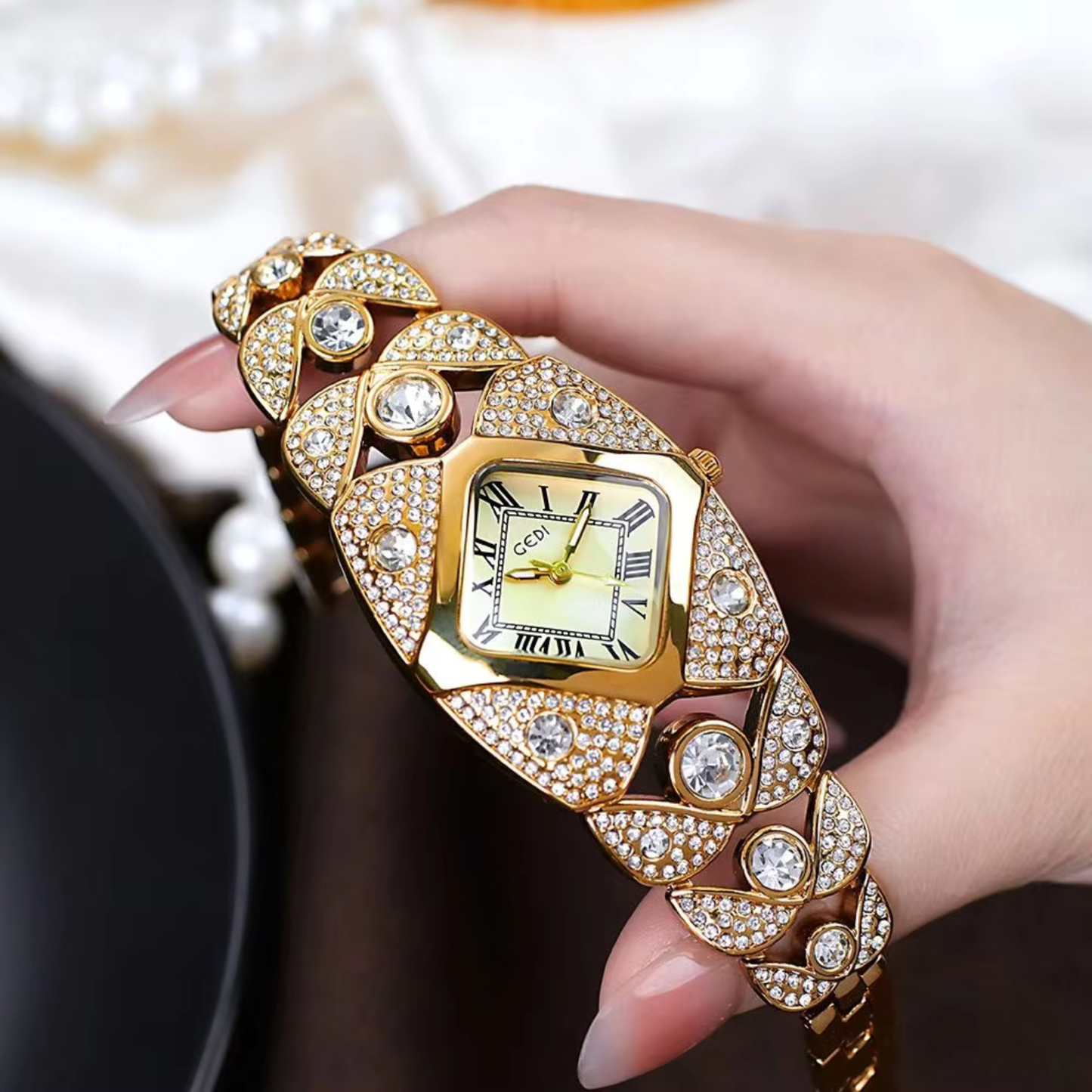 GEDI Luxury Full Diamond Bangle Bracelet Watch