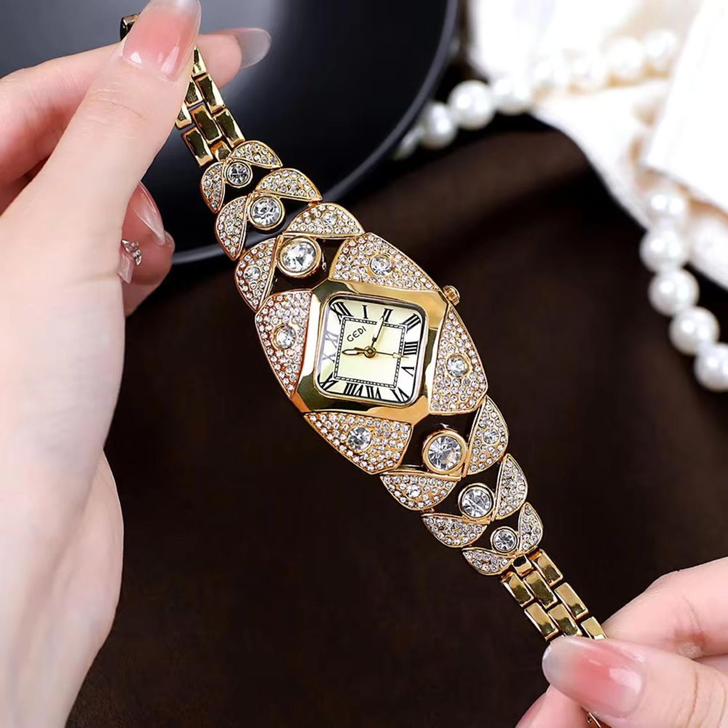 GEDI Luxury Full Diamond Bangle Bracelet Watch