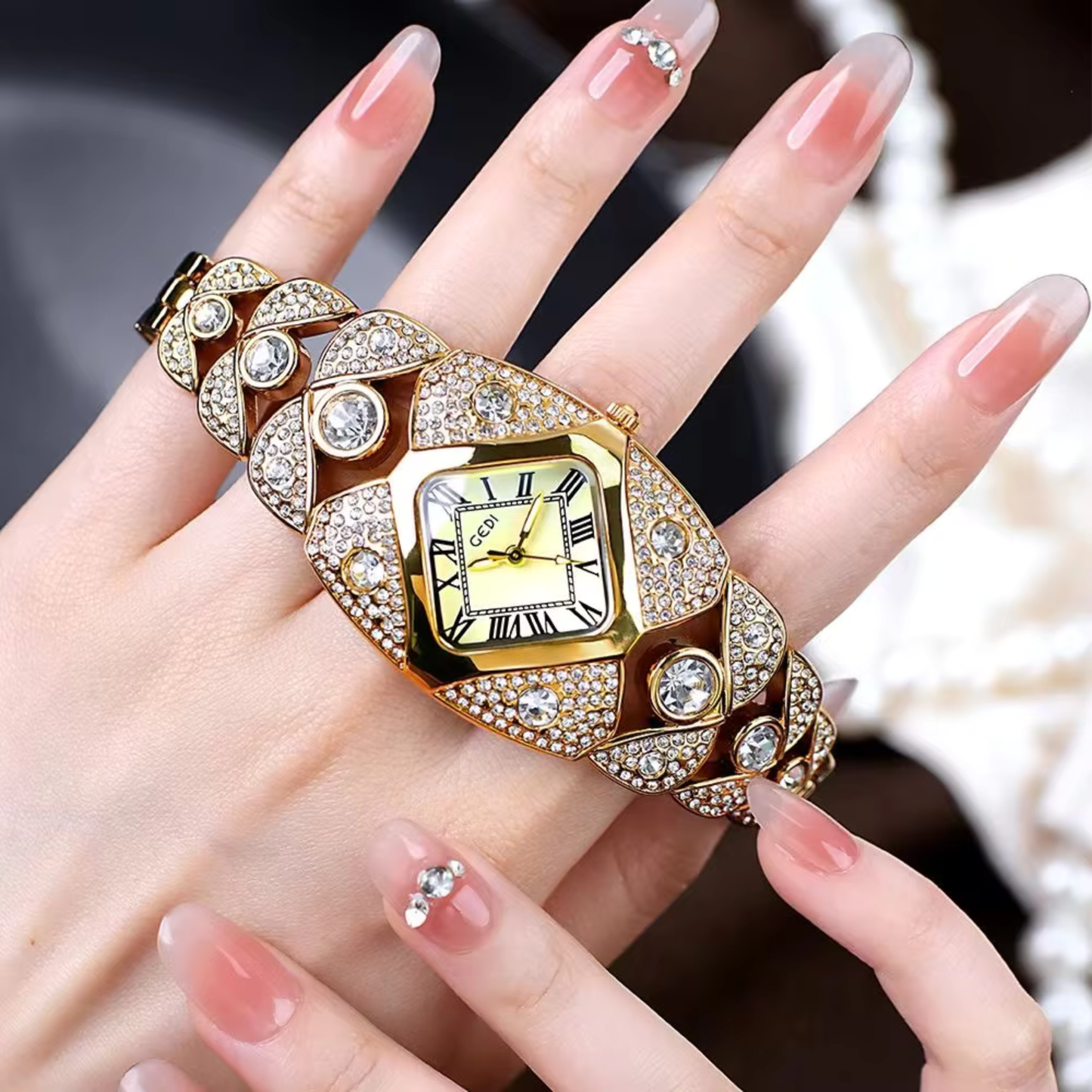 GEDI Luxury Full Diamond Bangle Bracelet Watch