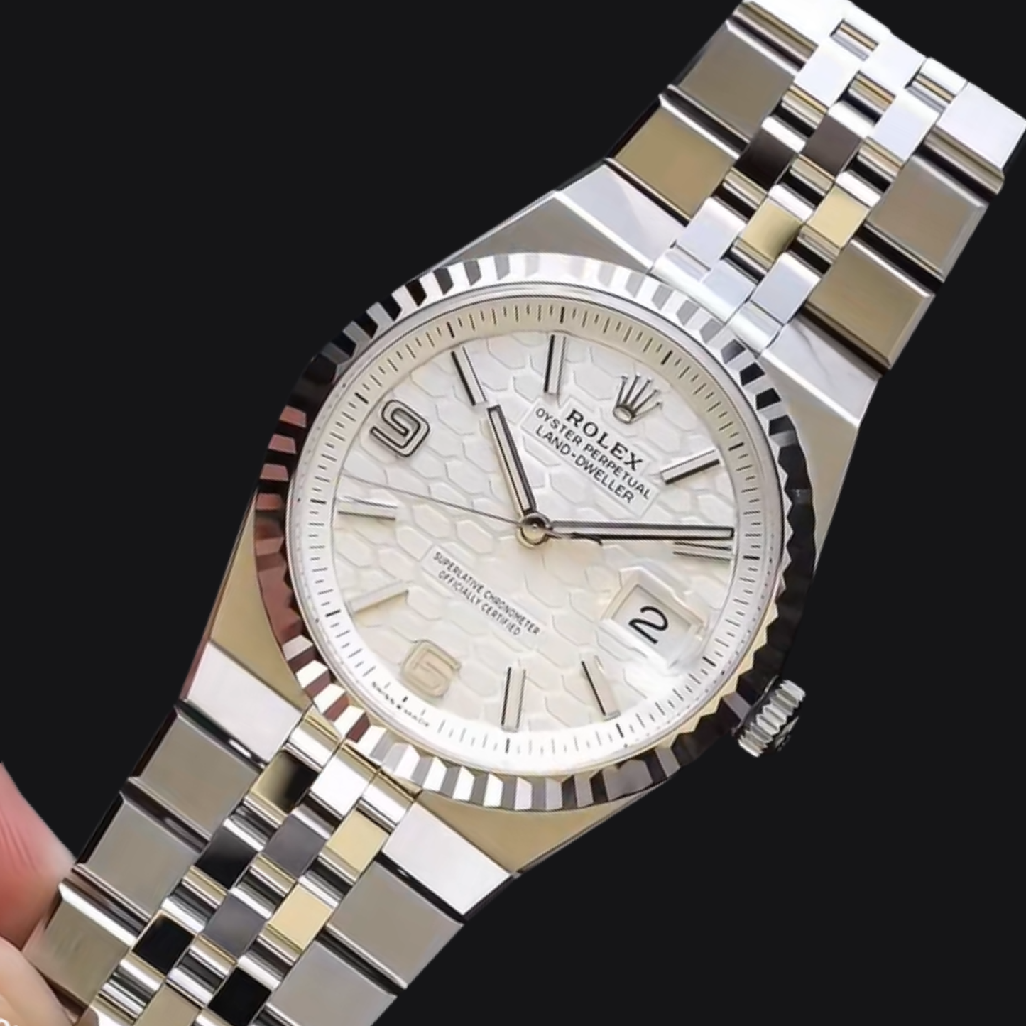 Rolex Land-Dweller 40