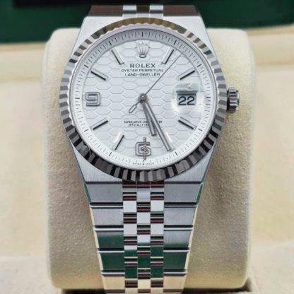 Rolex Land-Dweller 40