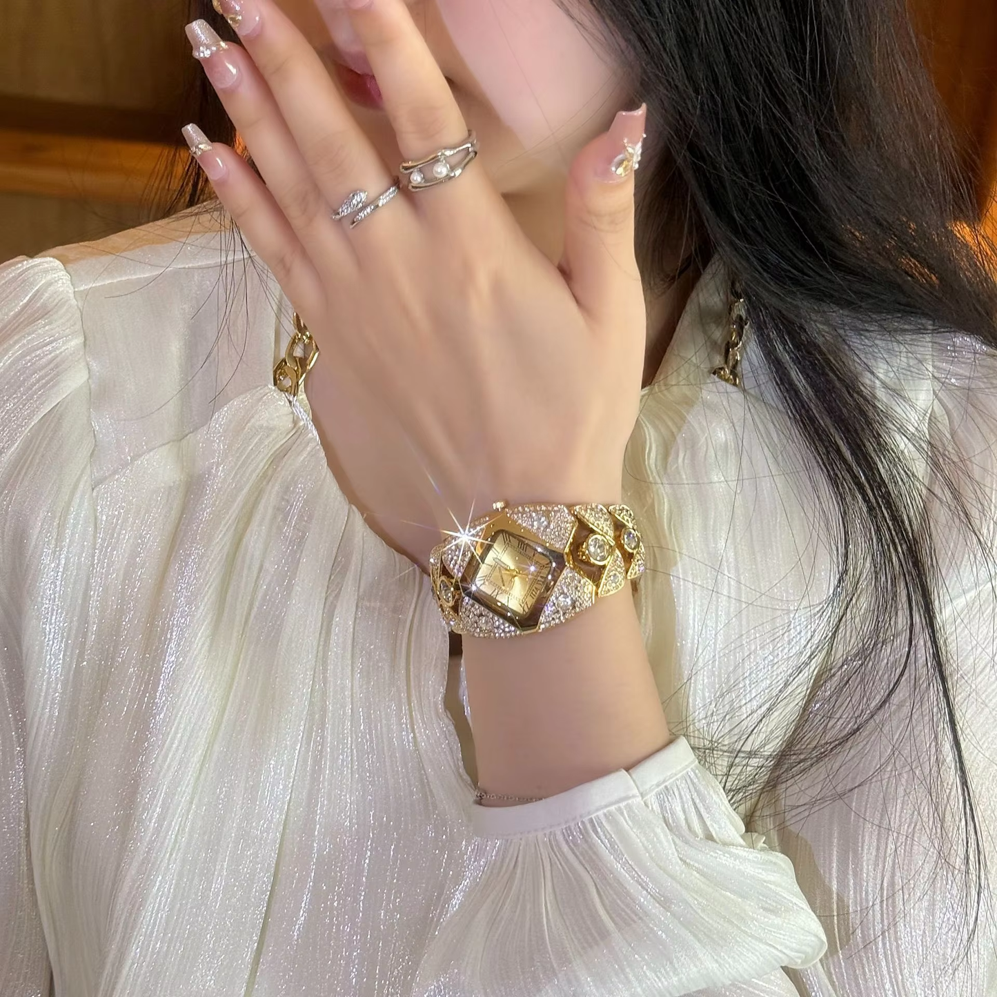 GEDI Luxury Full Diamond Bangle Bracelet Watch